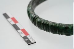 Foto von Bronzeperlarmreif (NHMW-PRAE-024298a)